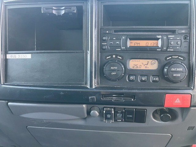 いすゞエルフアルミバン小型（2t・3t）[写真35]