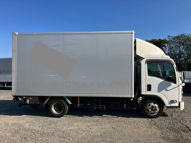 いすゞエルフアルミバン小型（2t・3t）[写真06]