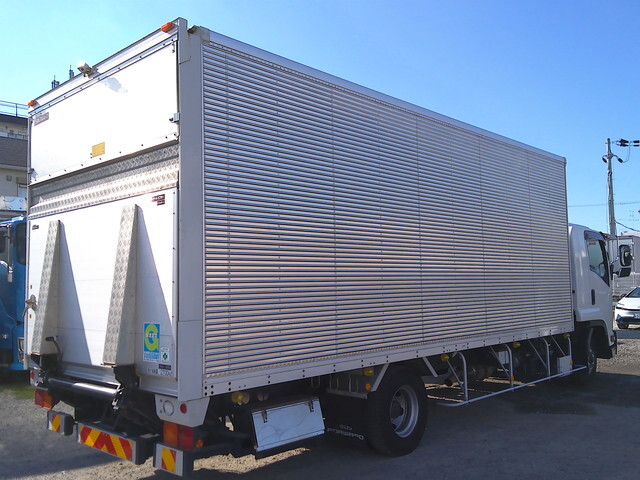 いすゞフォワードアルミバン中型（4t）[写真04]