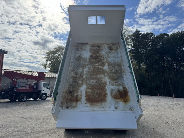 いすゞフォワードダンプ中型（4t）[写真13]