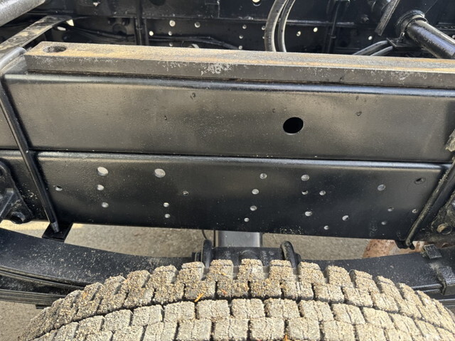 いすゞフォワードダンプ中型（4t）[写真24]