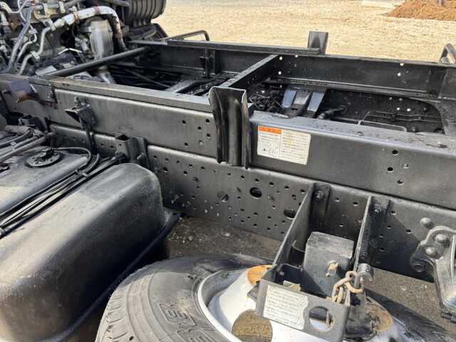 いすゞフォワードダンプ中型（4t）[写真27]