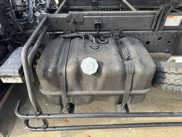 いすゞフォワードダンプ中型（4t）[写真28]