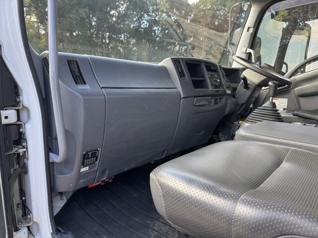 いすゞフォワードダンプ中型（4t）[写真09]