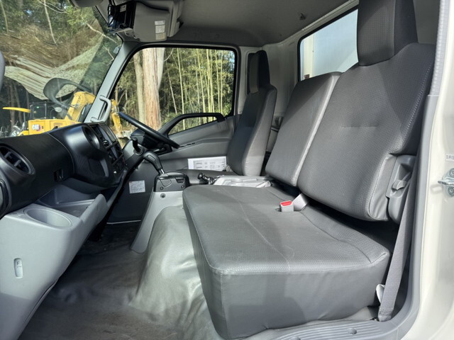 トヨタダイナ冷凍車（冷蔵車）小型（2t・3t）[写真23]