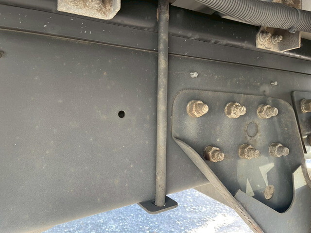 いすゞギガアルミウイング大型（10t）[写真36]