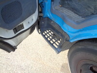 三菱ふそうキャンターパッカー車（塵芥車）小型（2t・3t）[写真29]