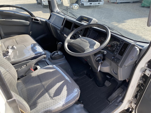 いすゞエルフ平ボディ小型（2t・3t）[写真14]