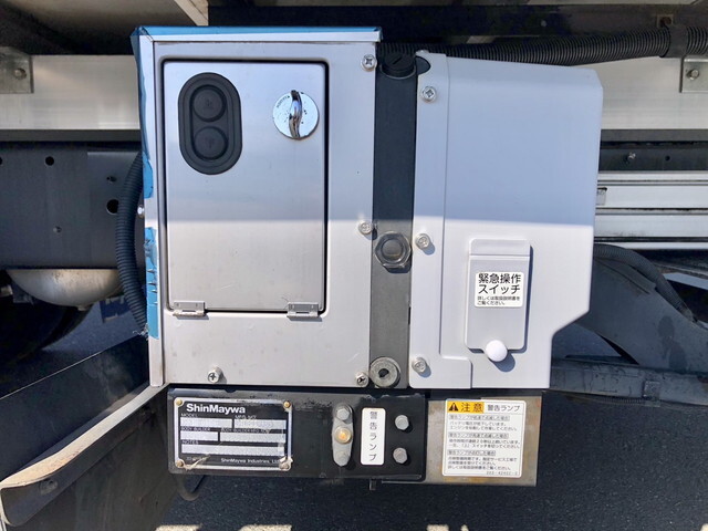 日野レンジャー冷凍車（冷蔵車）中型（4t）[写真20]