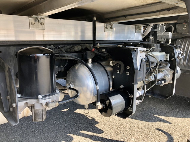 日野レンジャー冷凍車（冷蔵車）中型（4t）[写真22]