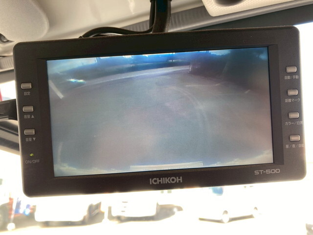 いすゞエルフアルミバン小型（2t・3t）[写真15]