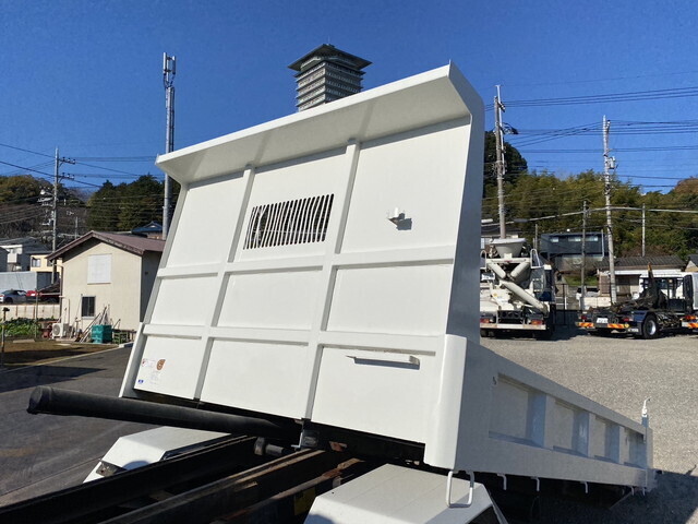 いすゞエルフローダーダンプ小型（2t・3t）[写真11]