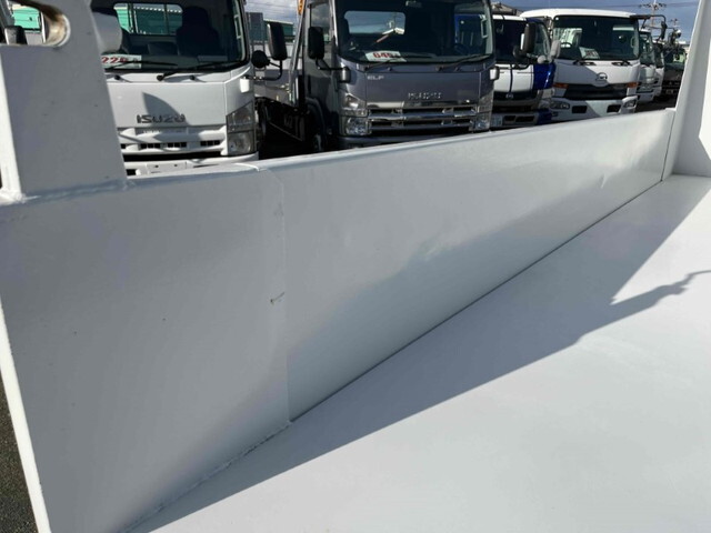 いすゞエルフダンプ小型（2t・3t）[写真10]