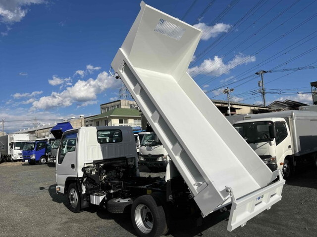 いすゞエルフダンプ小型（2t・3t）[写真02]