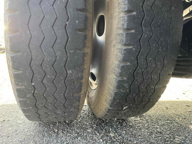 いすゞエルフダンプ小型（2t・3t）[写真28]