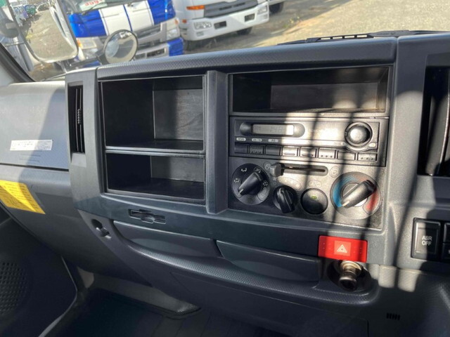 いすゞエルフダンプ小型（2t・3t）[写真33]