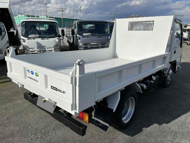 いすゞエルフダンプ小型（2t・3t）[写真04]