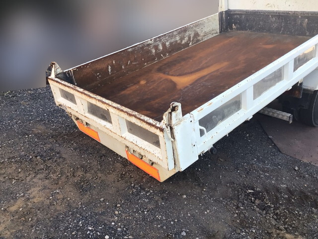 いすゞエルフローダーダンプ小型（2t・3t）[写真10]