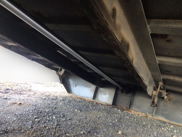 いすゞエルフローダーダンプ小型（2t・3t）[写真12]