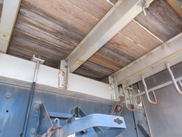 三菱ふそうスーパーグレートクレーン4段大型（10t）[写真10]