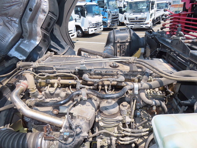 三菱ふそうスーパーグレートクレーン4段大型（10t）[写真14]