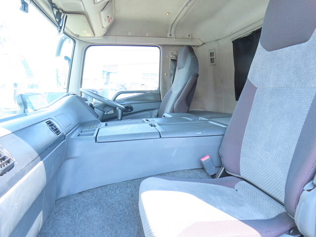 三菱ふそうスーパーグレートクレーン4段大型（10t）[写真20]