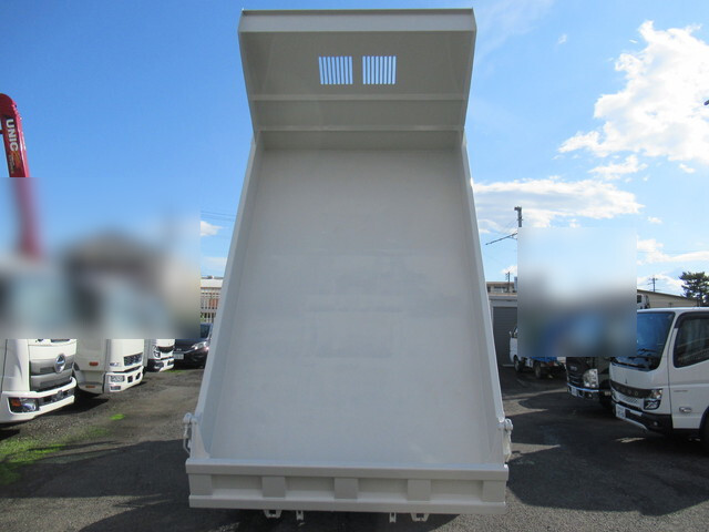 いすゞフォワードダンプ中型（4t）[写真13]