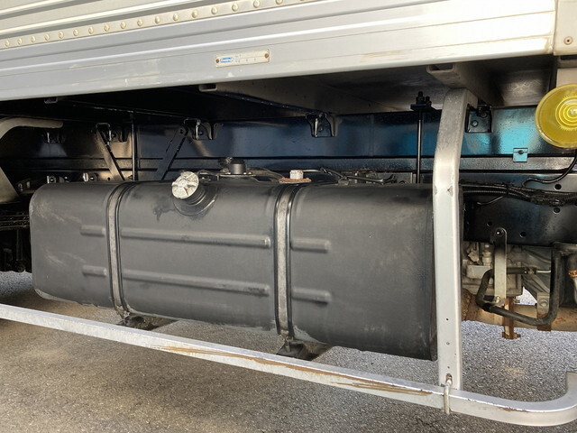 日野デュトロアルミバン小型（2t・3t）[写真11]