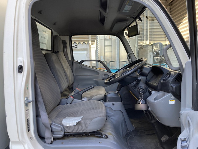 トヨタダイナパネルバン小型（2t・3t）[写真16]