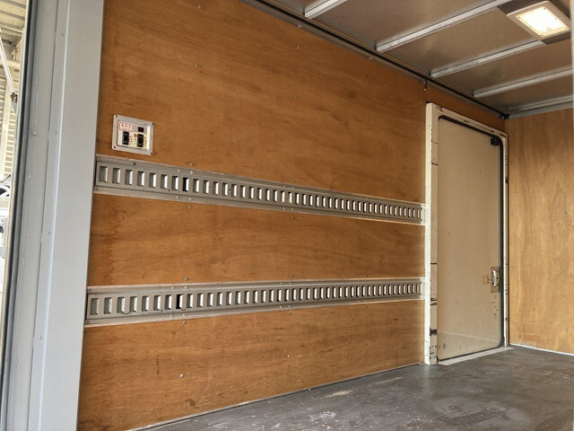 トヨタダイナパネルバン小型（2t・3t）[写真22]