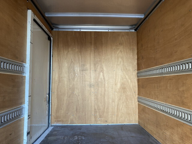 トヨタダイナパネルバン小型（2t・3t）[写真26]