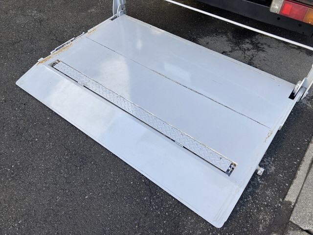 トヨタダイナパネルバン小型（2t・3t）[写真06]