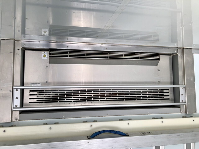 いすゞフォワード冷凍車（冷蔵車）中型（4t）[写真17]