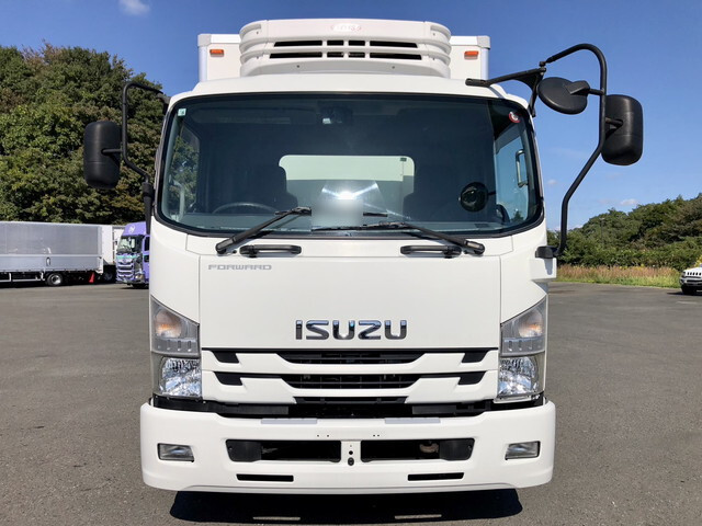 いすゞフォワード冷凍車（冷蔵車）中型（4t）[写真03]