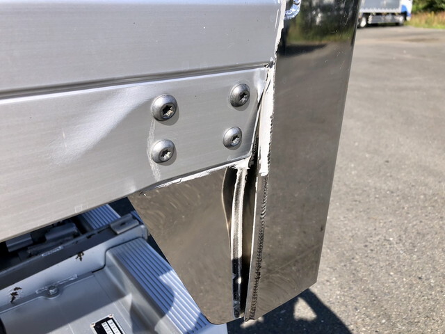 いすゞフォワード冷凍車（冷蔵車）中型（4t）[写真35]