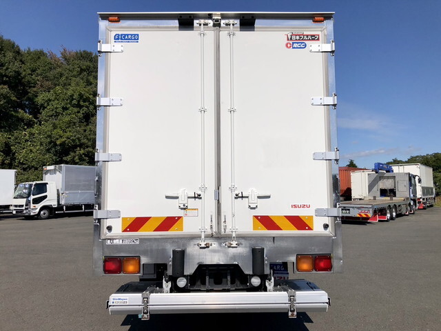 いすゞフォワード冷凍車（冷蔵車）中型（4t）[写真06]