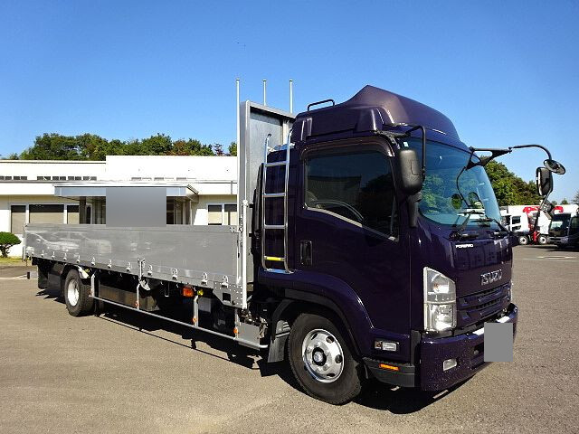 いすゞフォワードアルミブロック中型（4t）[写真01]