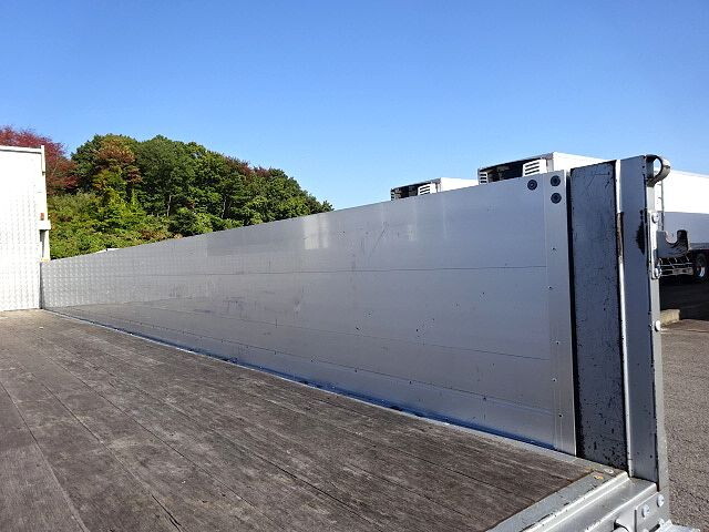 いすゞフォワードアルミブロック中型（4t）[写真11]