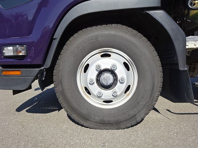 いすゞフォワードアルミブロック中型（4t）[写真25]