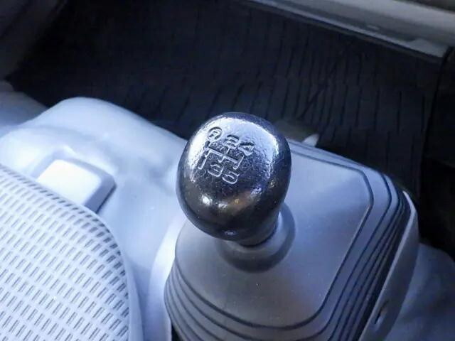 トヨタダイナクレーン3段小型（2t・3t）[写真15]