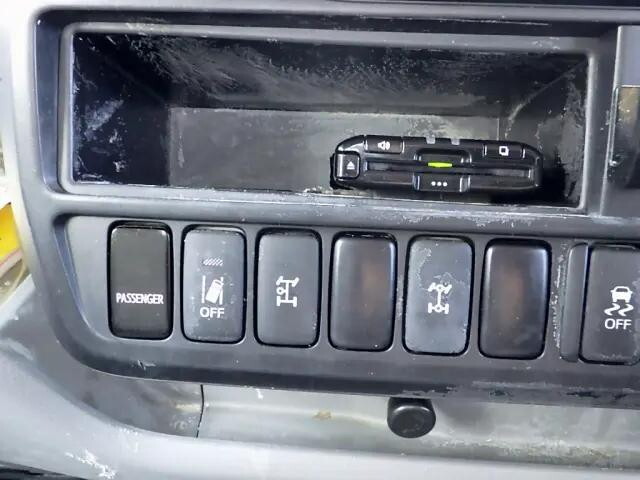 トヨタダイナクレーン3段小型（2t・3t）[写真18]