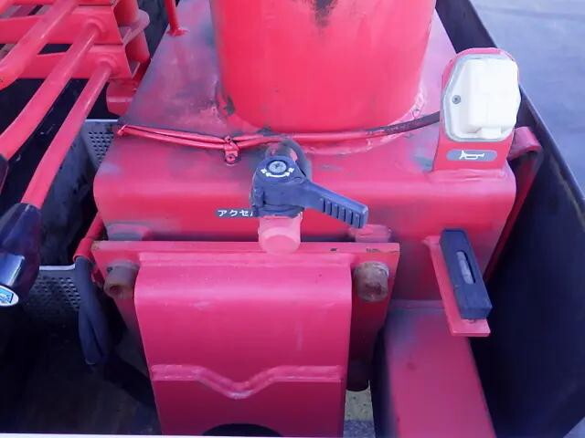 トヨタダイナクレーン3段小型（2t・3t）[写真30]