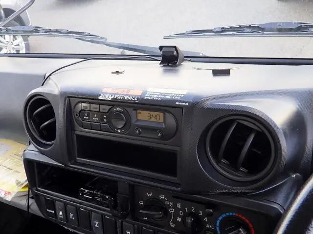 トヨタダイナクレーン3段小型（2t・3t）[写真37]