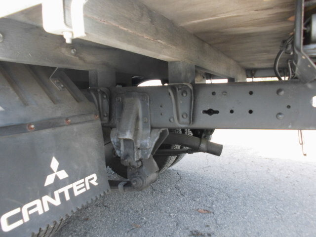 三菱ふそうキャンターダブルキャブ（Wキャブ）小型（2t・3t）[写真12]