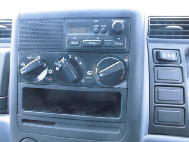 三菱ふそうキャンターダブルキャブ（Wキャブ）小型（2t・3t）[写真35]