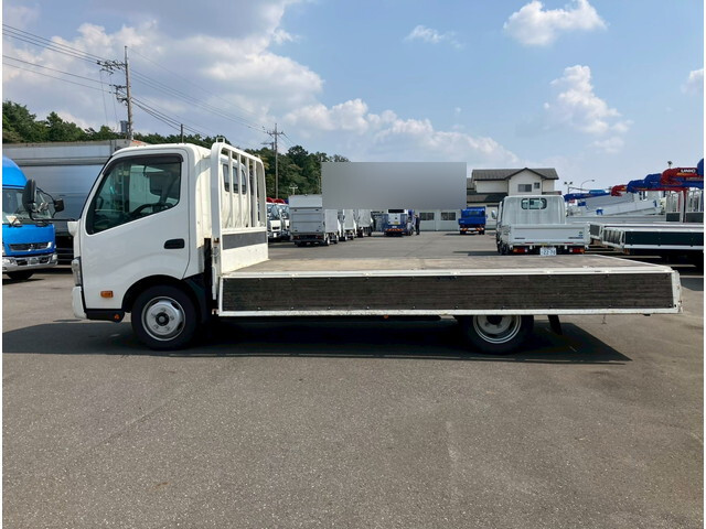 日野デュトロ平ボディ小型（2t・3t）[写真07]