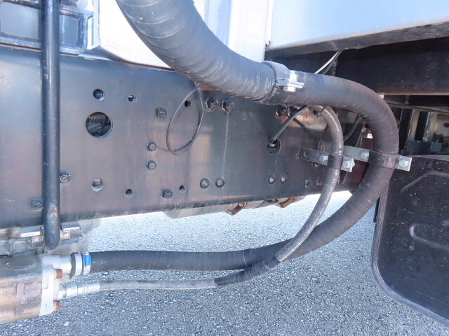 三菱ふそうファイターセルフクレーン4段増トン（6t・8t）[写真12]