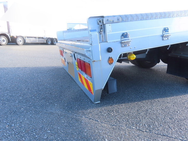 三菱ふそうファイターセルフクレーン4段増トン（6t・8t）[写真31]