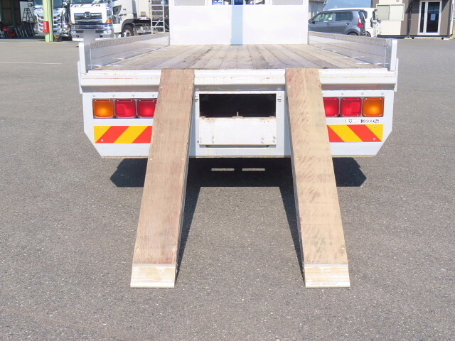 三菱ふそうファイターセルフクレーン4段増トン（6t・8t）[写真06]