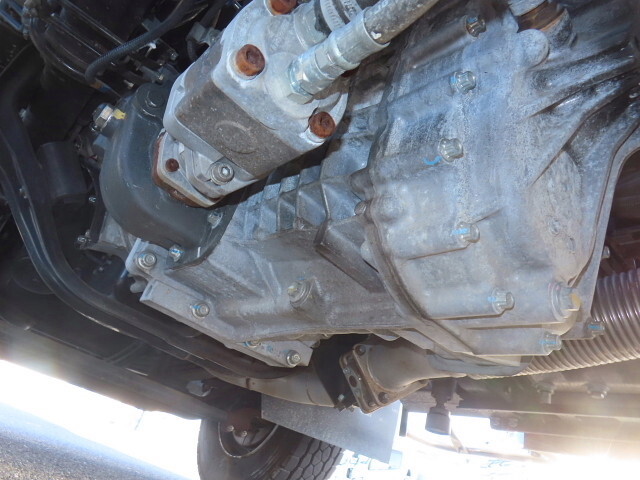 三菱ふそうファイターセルフクレーン4段増トン（6t・8t）[写真07]